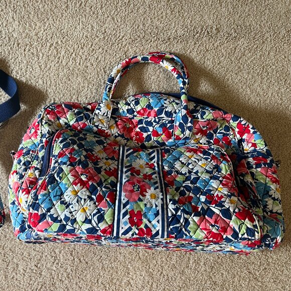 Vera Bradley Handbags - Vera Bradley Grand Weekender Travel Bag, Summer Cottage